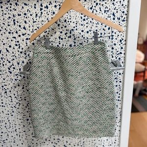 Kate Spade tweed pencil skirt (size 4)